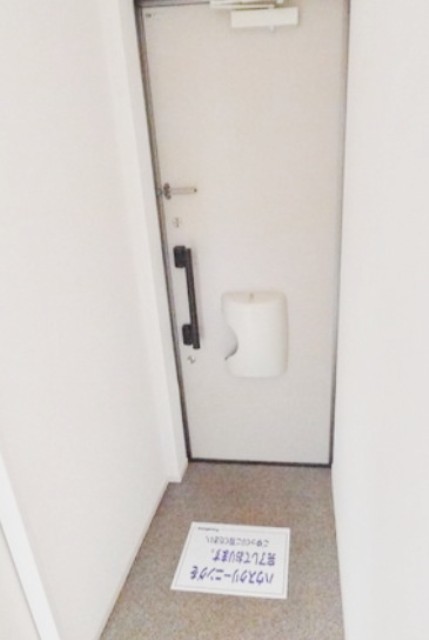 玄関　別部屋同仕様タイプ