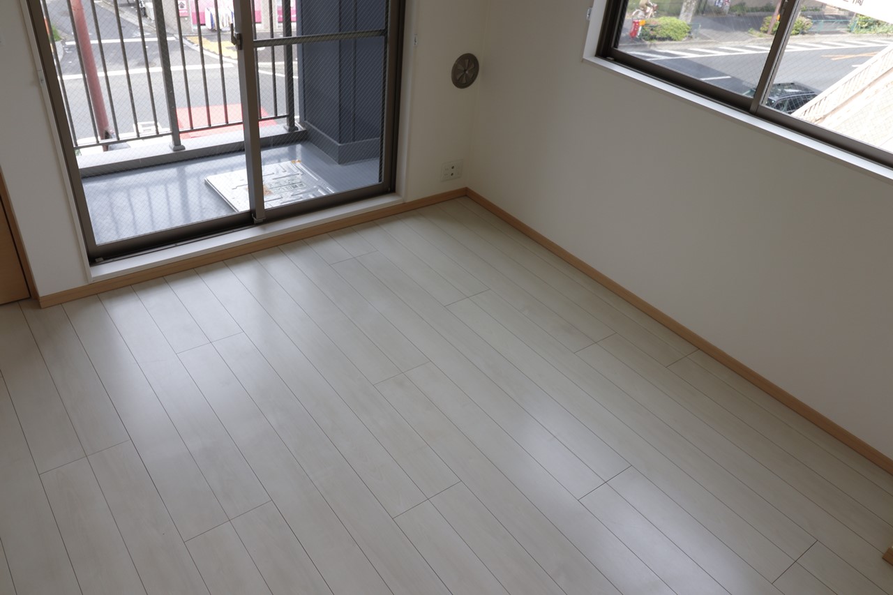 居室・リビング　※同物件、別部屋の写真です。