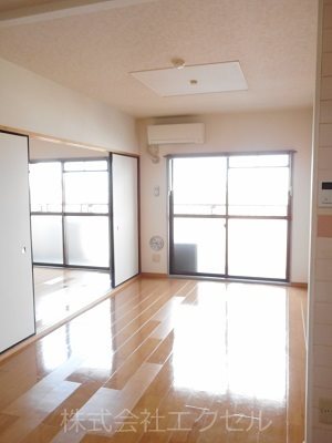 居室・リビング　ゆったりしたリビングです。