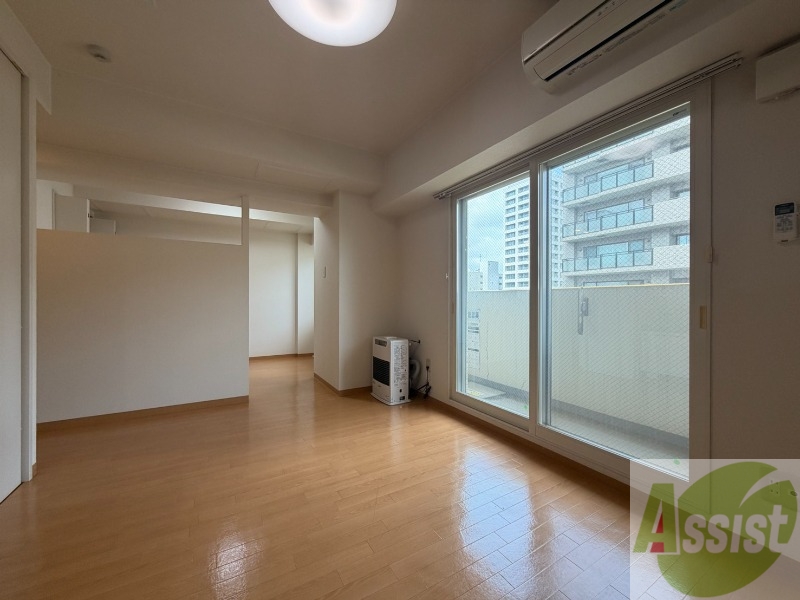居室・リビング　広くてキレイなお部屋が広がっていて、充実した生活が送れそう。