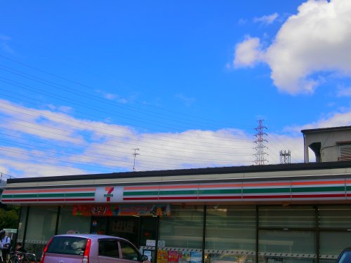 コンビニ　セブンイレブン大阪　茨田大宮2丁目店（コンビニ）まで649m