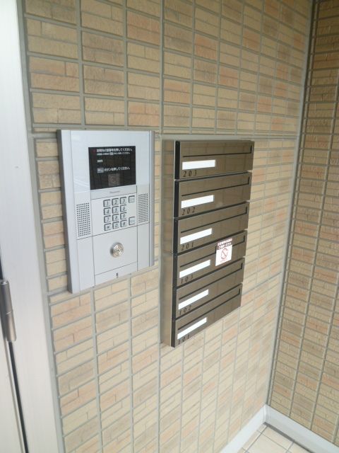 エントランス　オートロック