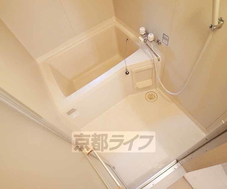 バス・シャワールーム　きれいなお風呂です