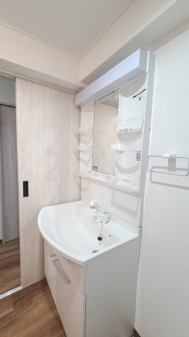 洗面設備　同建物別部屋参考写真☆神戸市垂水区　リバーサイドハイツ☆