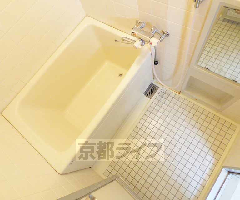 バス・シャワールーム　綺麗なバスです。