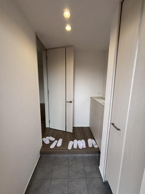 玄関　洗面