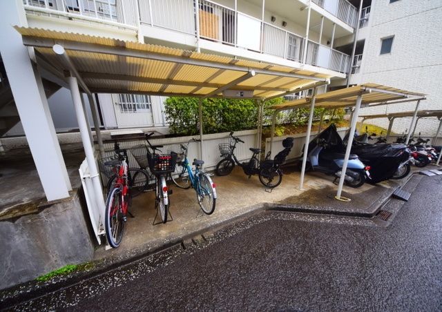 その他共有部分　★★屋根付駐輪場★★