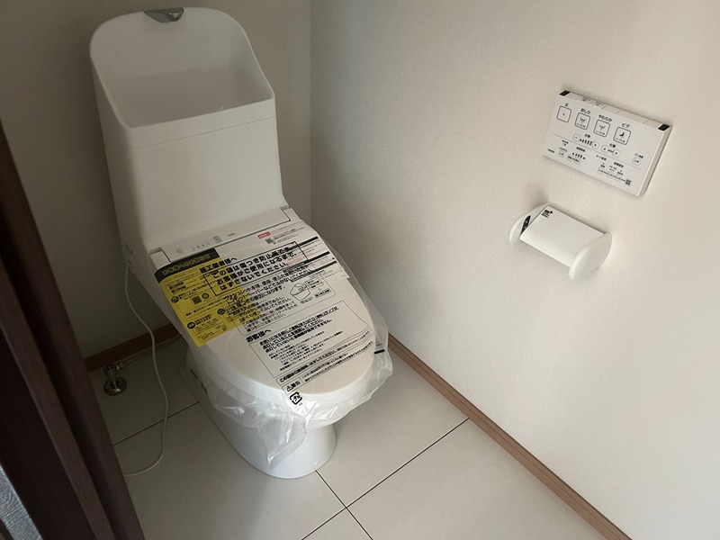 北島町テラスハウスのトイレ写真