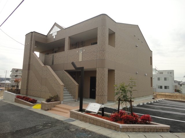 建物外観　外観写真（昼）