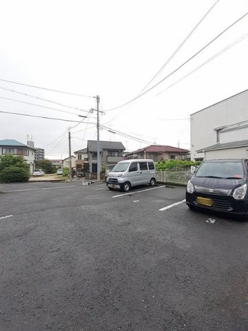 駐車場　車をお持ちの方に嬉しい駐車場付きの物件です