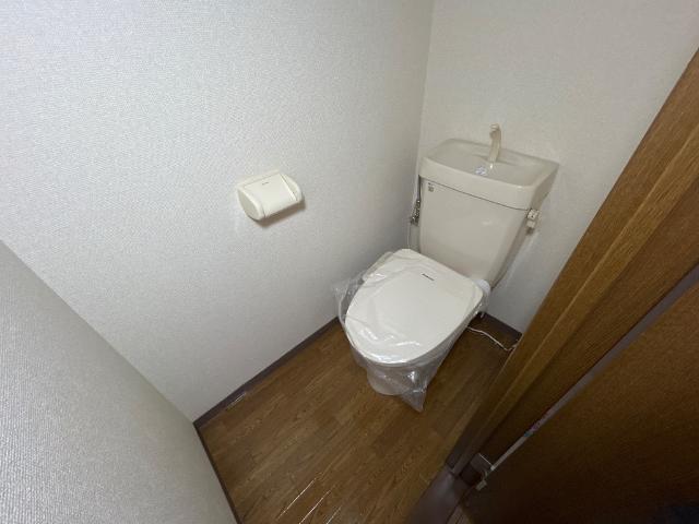 トイレ　シャワー付トイレ