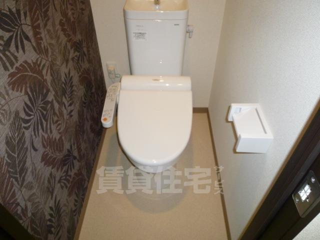 南海本線 堺駅 徒歩5分 3階建 築12年のトイレ写真