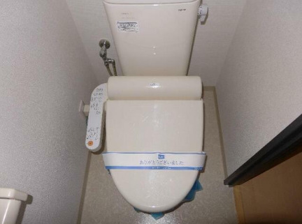 トイレ　トイレもきれいです