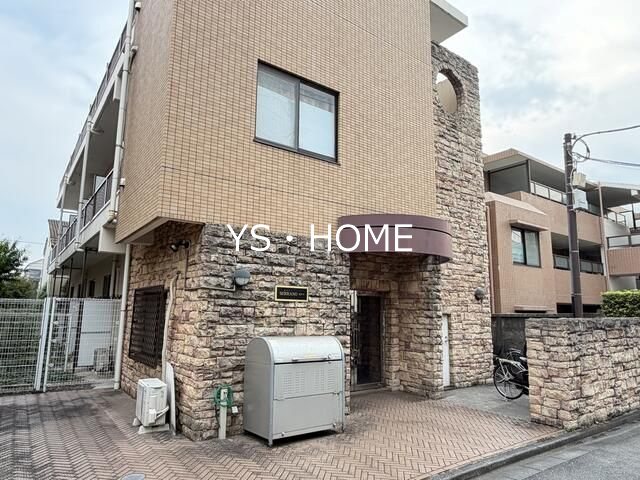セラーノ高円寺の外観写真