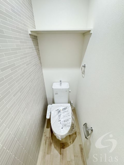 阪急今津線 甲東園駅 徒歩10分 3階建 築1年のトイレ写真
