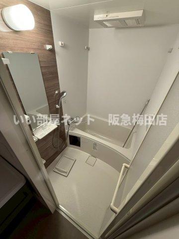 セレニテ東梅田アリエの風呂写真