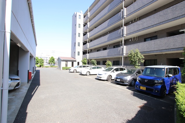 駐車場　★敷地内平置き駐車場★※要空き確認