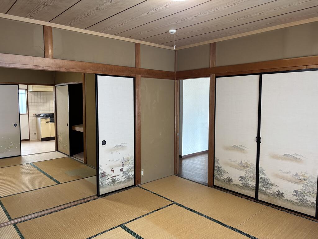 長太新町3丁目貸家の内装写真