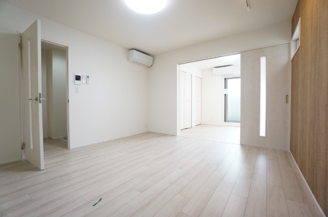フジパレス千里山の居間写真