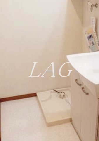 その他設備　室内洗濯機置き場です