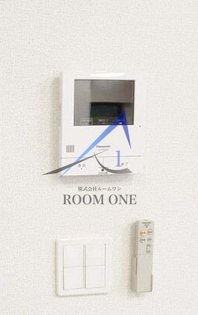 セキュリティ　モニター付きインターホンです。