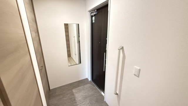 D-residence下田部Aの玄関写真