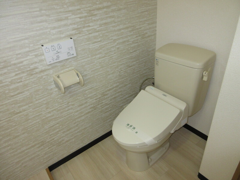 地下鉄空港線 西新駅 徒歩8分 3階建 築23年のトイレ写真