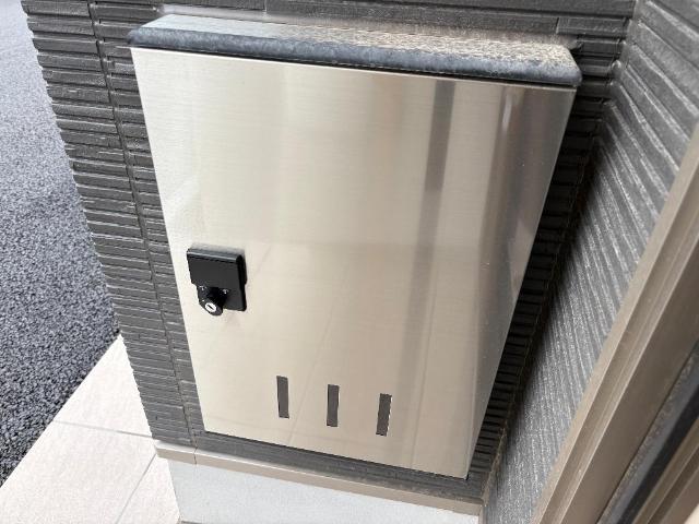 玄関　宅配BOX