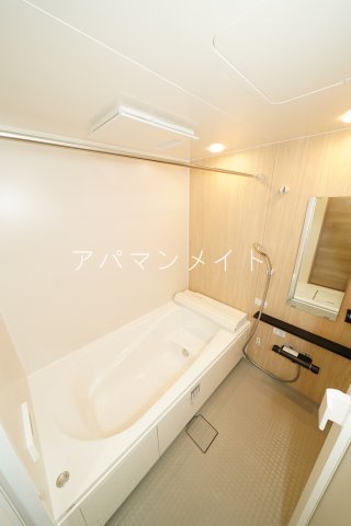 バス・シャワールーム　お風呂で日々の疲れを落としましょう