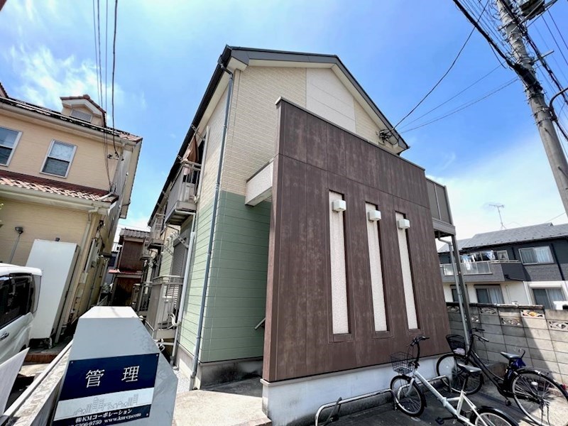 建物外観　新田駅徒歩８分（６４０ｍ）