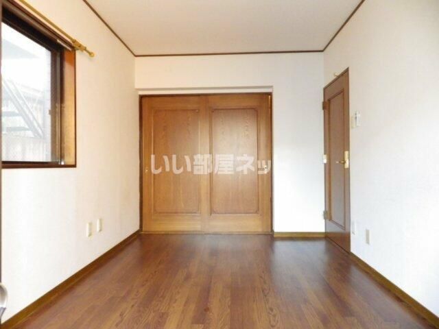 パレ・ドール町田上鶴間の居間写真