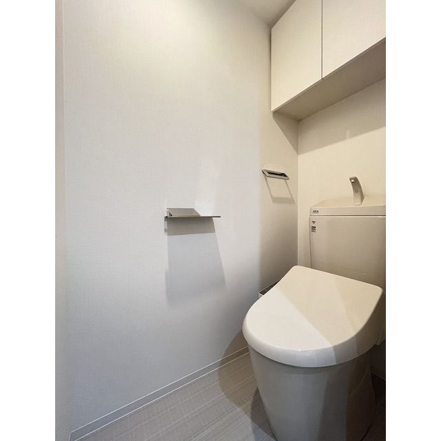コンフォリア・リヴ目黒碑文谷のトイレ写真