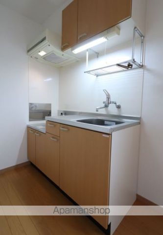 地下鉄七隈線 渡辺通駅 徒歩8分 4階建 築20年のキッチン写真
