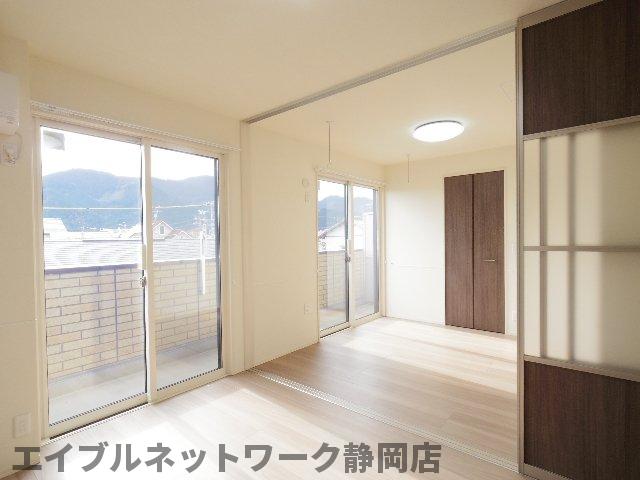居室・リビング　使いやすいリビングです