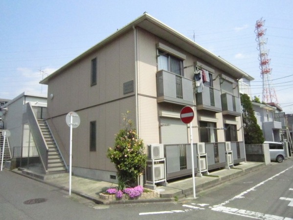 建物外観　積水ハウス施工シャーメゾン陽当たり良好バストイレ別タイプ