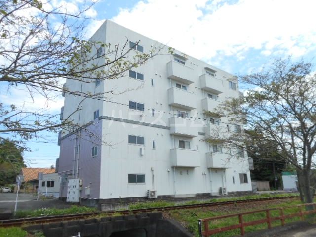 掛川市細谷のマンションの建物外観