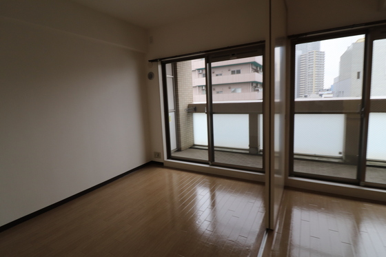 居室・リビング　※別部屋の写真です