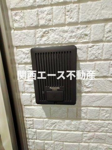 【ラモーナ中野本町IIの玄関】