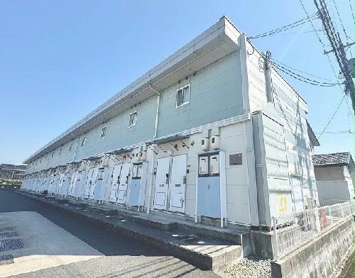 【レオパレスグレイスの建物外観】