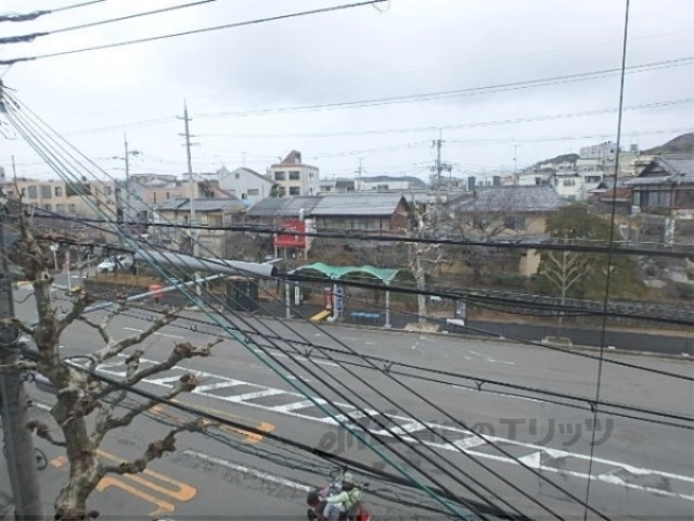 【京都市左京区浄土寺西田町のマンションのバルコニー】