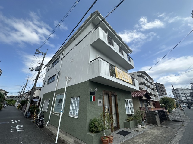 三島郡島本町広瀬のマンションの建物外観