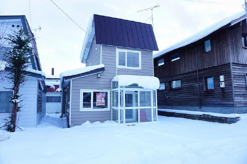 神居５－６貸家の建物外観