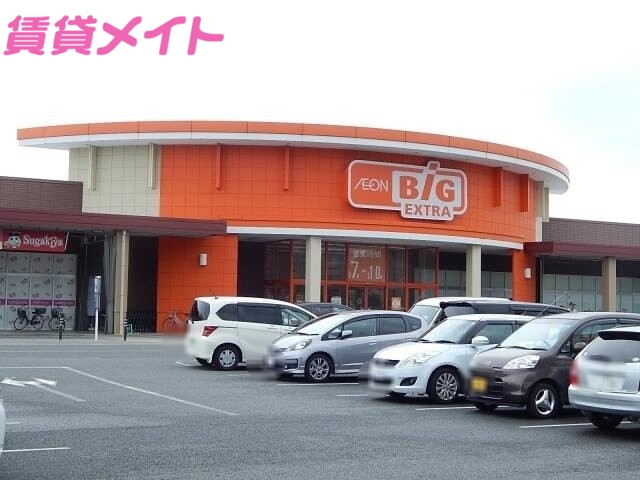 ショッピングセンター　イオンタウン津河芸（ショッピングセンター）まで953m