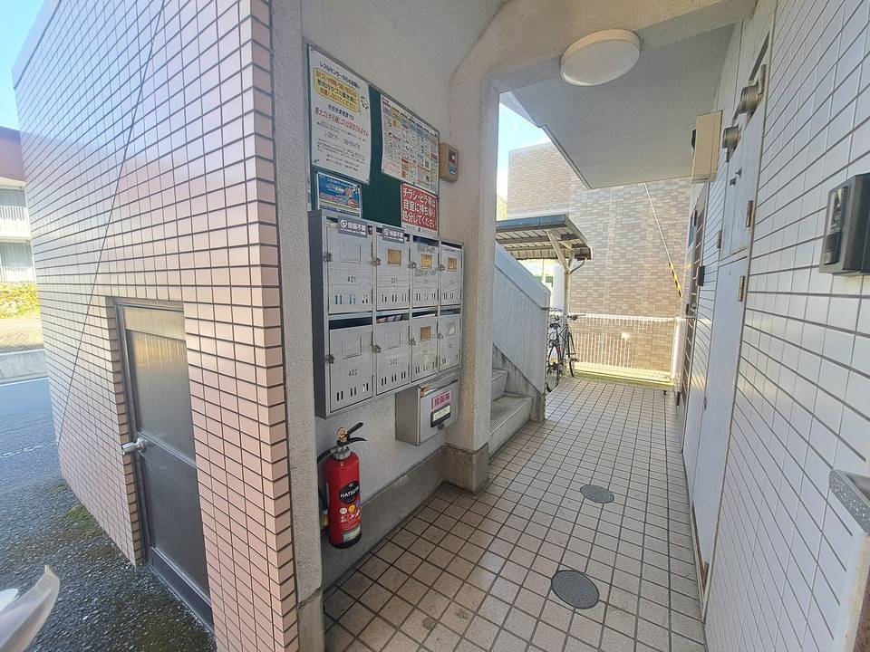 エントランス　メールBOX