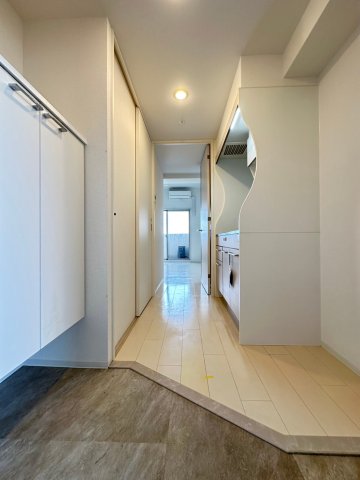 玄関　詳細は、RISUMO江坂本店→06-6155-7137まで♪