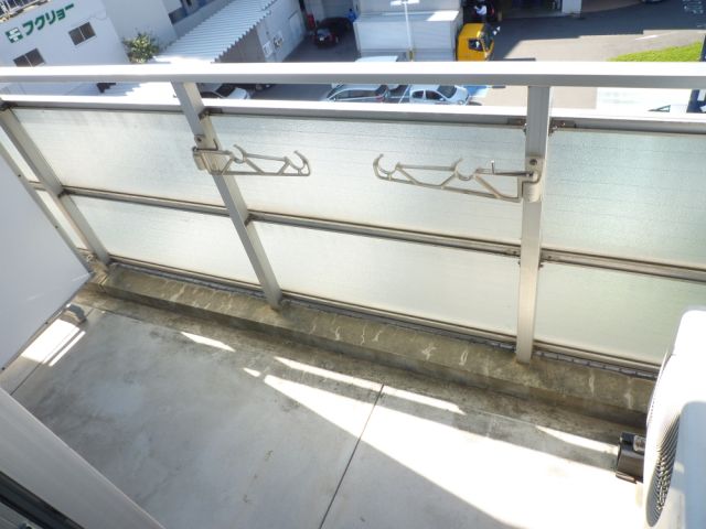 バルコニー　日当たり良好です。