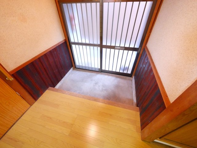 玄関　シンプルで使いやすい玄関です