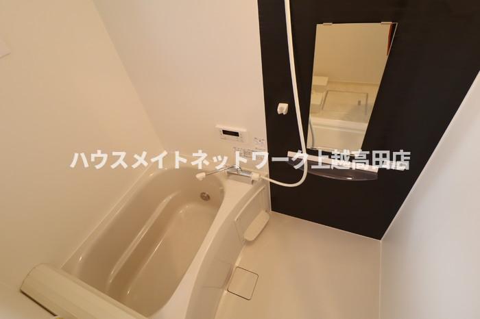バス・シャワールーム　浴室