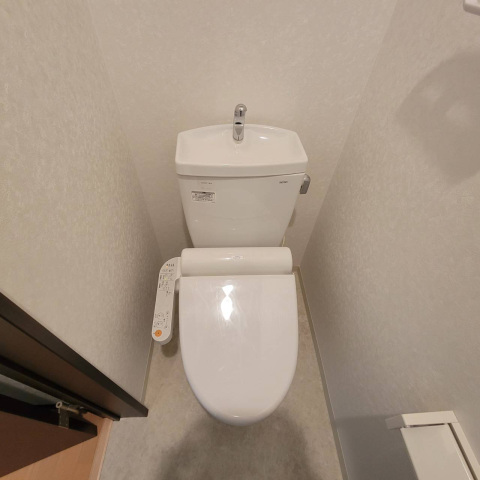 トイレ　★温水洗浄便座★