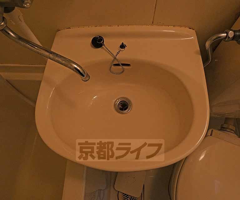 洗面設備　洗面台です。